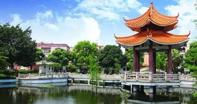Hong Kong-Xiaolan